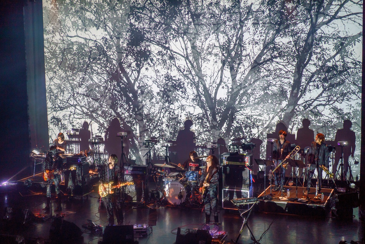 THE NOVEMBERS「TOUR - Before Today -」東京・マイナビBLITZ赤坂公演の様子。（Photo by Atsuki Umeda）
