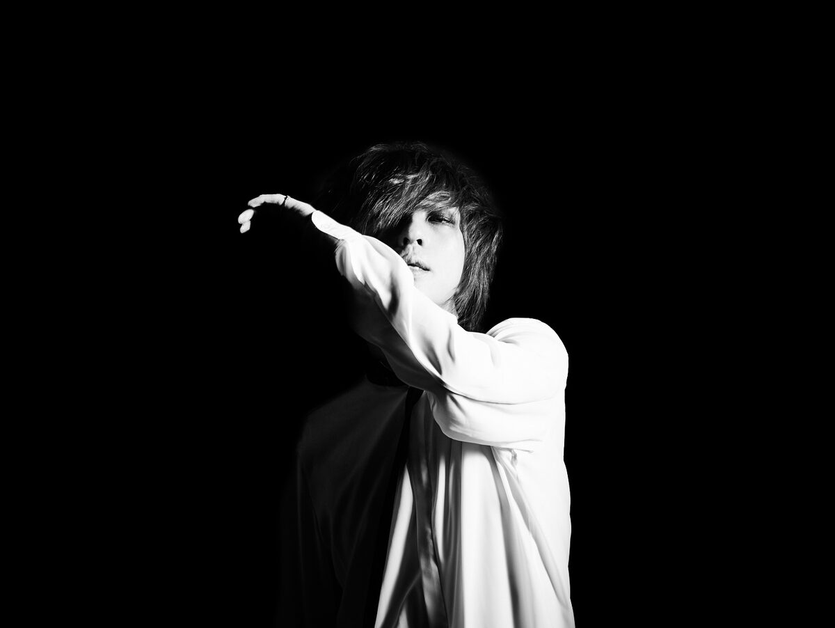 清春 新アルバム発売記念してライブフォトパネル展 音楽ナタリー 清春 新アルバム発売記念してライブフォトパネル展 音楽ナタリー