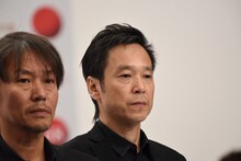 石森敏行（右）（G / エレファントカシマシ）