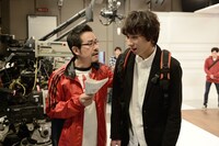 WOWOWプライム「連続ドラマW 名刺ゲーム」場面写真