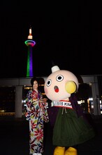 京都タワー点灯後の倉木麻衣。