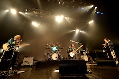 Tricotにドラマー吉田雄介が正式加入 音楽ナタリー Tricotにドラマー吉田雄介が正式加入 音楽ナタリー