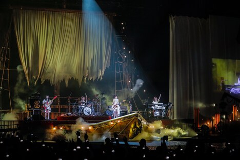 SILENT SIREN（Photo by HAJIME KAMIIISAKA）