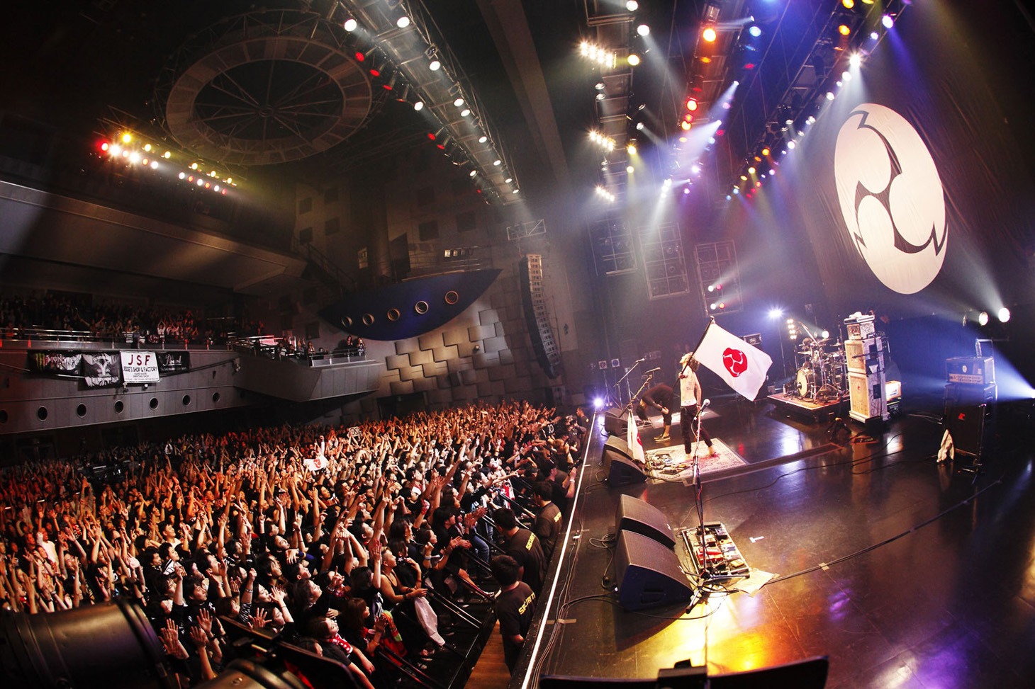 RIZE「RIZE TOUR 2017 "RIZE IS BACK"」国内最終公演の様子。（撮影：平野大輔）