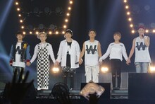 「AAA DOME TOUR 2017 -WAY OF GLORY-」の様子。