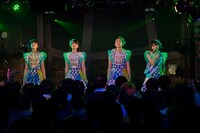 左から栗本柚希、葉月智子、奥澤レイナ、中村優。（撮影：堀口綾）