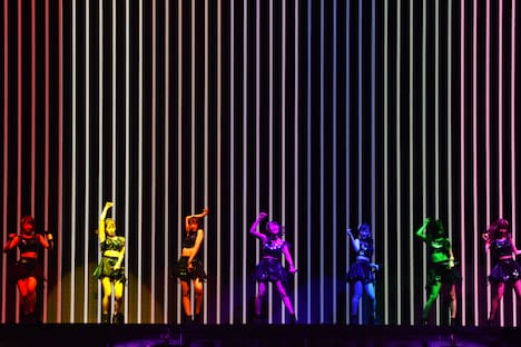 「Juice=Juice LIVE ALOUND 2017 FINAL at 日本武道館 ~ Seven Squeeze!~」の様子。