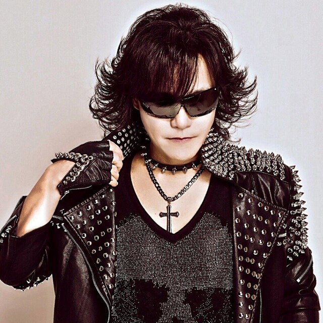 Toshl（X JAPAN）