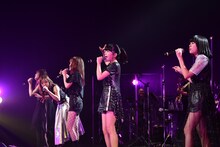 Little Glee Monster「リトグリライブツアー2017 秋 Let's Grooooove !!!!! Monster」東京・東京国際フォーラム ホールA公演の様子。（写真提供：Sony Music Records）