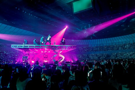 「TAEMIN 'OFF-SICK（on track）' in JAPAN」の様子。（Photo by HAJIME KAMIIISAKA）