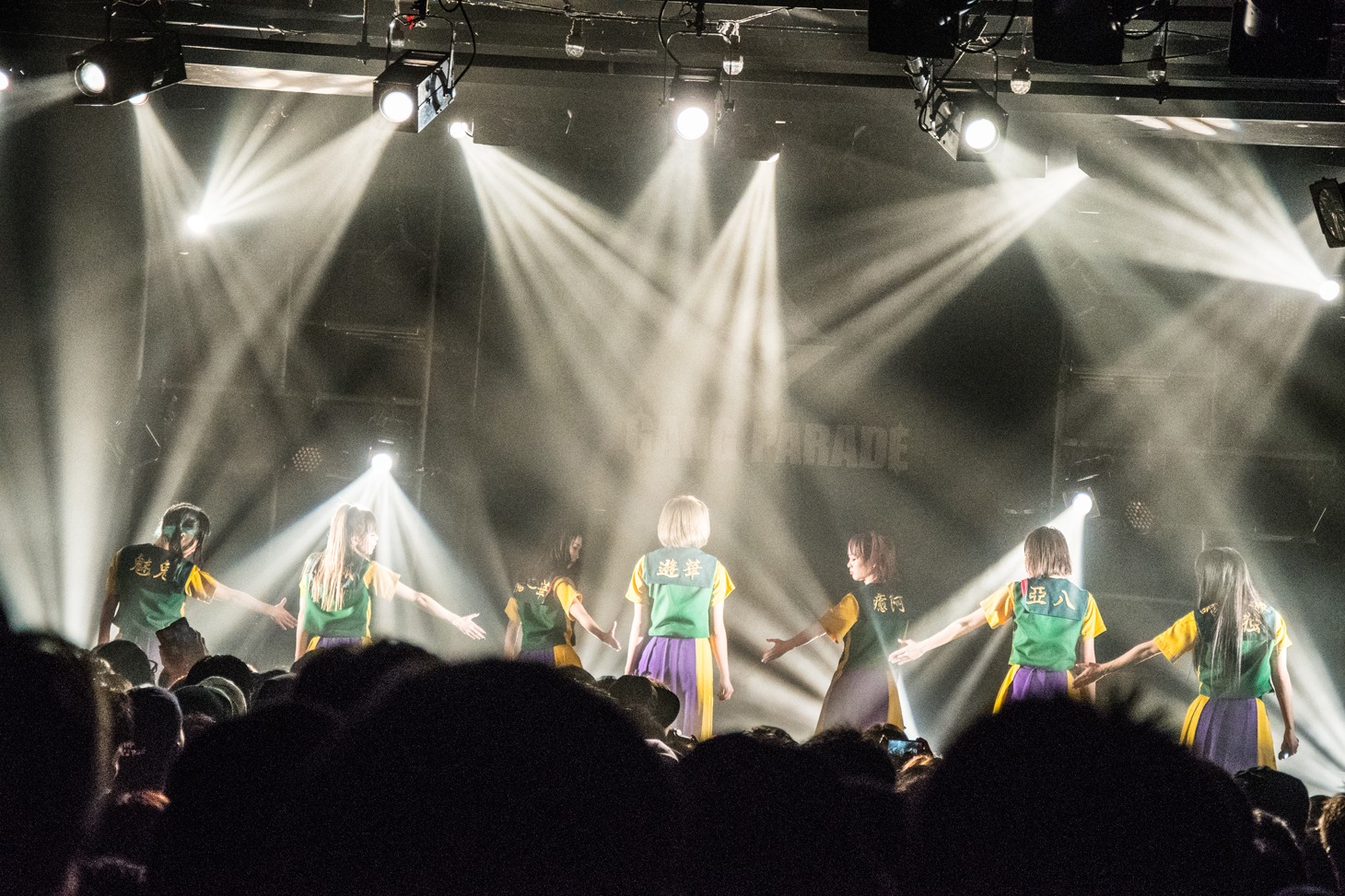 GANG PARADEのライブの様子。
