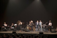 細野晴臣「全国ツアー」東京・中野サンプラザホール公演の様子。（写真提供：ビクターエンタテインメント）