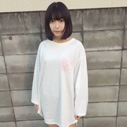 Maison book girl×ヴィレッジヴァンガードコラボロングTシャツより、矢川葵デザインバージョン。