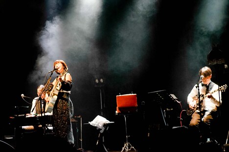 「お茶会ツアー2017」東京・Mt.RAINIER HALL SHIBUYA PLEASURE PLEASURE公演の様子。（撮影：田中一人）