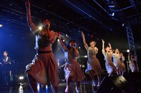 転校少女歌撃団 4thワンマンライブの様子。