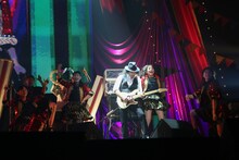 手島いさむ（G / ユニコーン、電大）とたこ虹メンバー。（撮影：笹森健一）