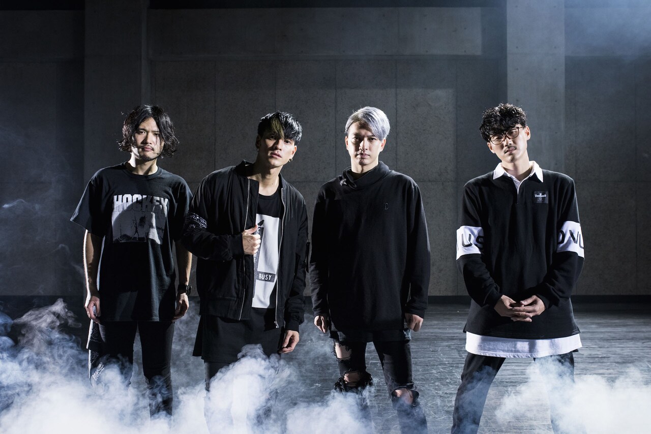 SWANKY DANK、苦悩を歌ったモノクロ「Start Again」MV