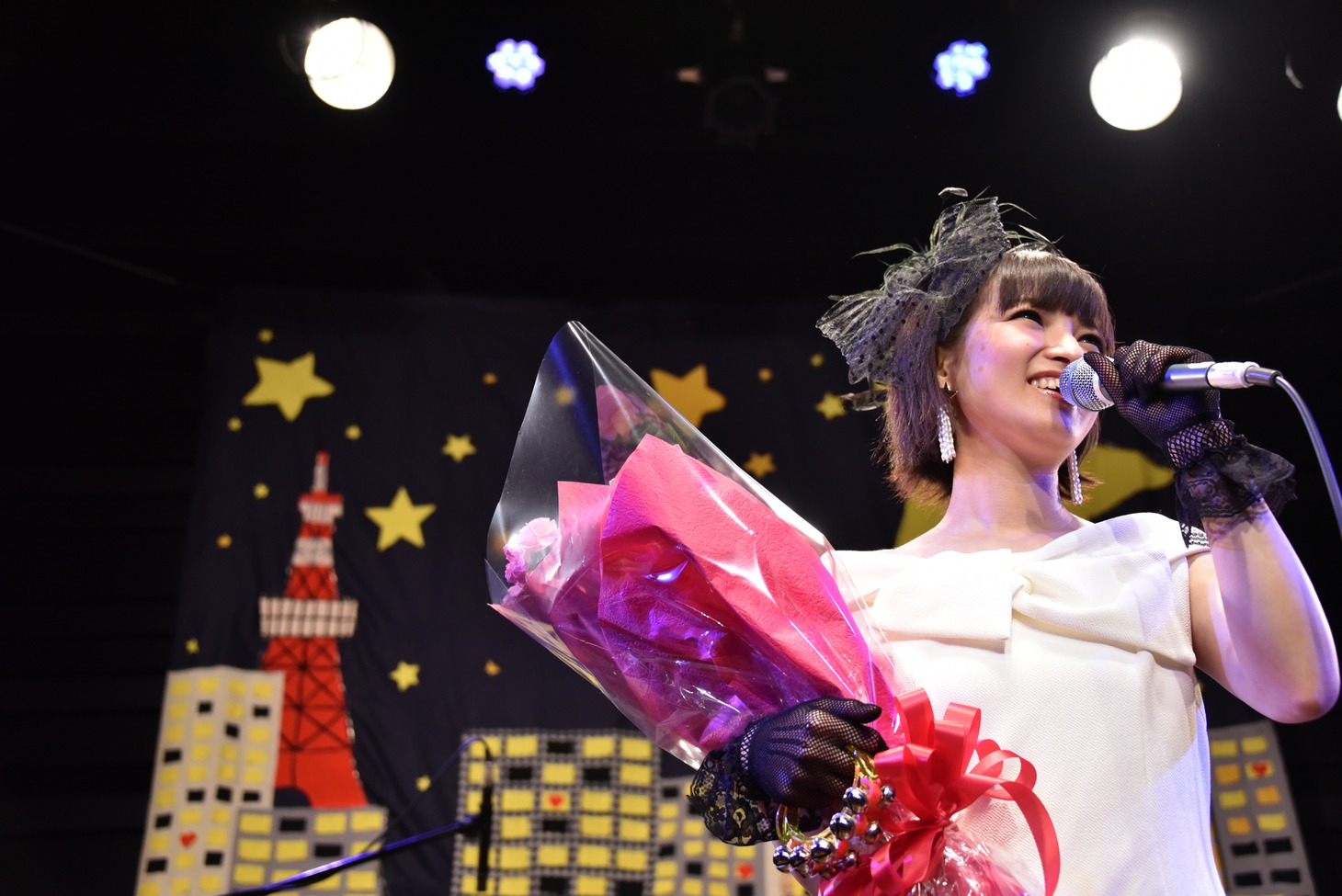 「星野みちるの『星降る街角』ツアーファイナル～スター誕生～」の様子。