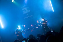 EMPiREの初ライブの様子。