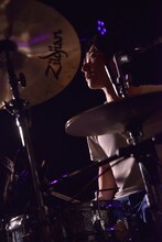 内田武瑠（Dr, Cho / BURGER NUDS）（撮影：野田雅之）