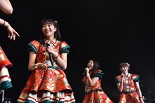 米沢牛を食べ損ね、メンバーとの関係がギクシャクしていたことを明かす中山莉子。