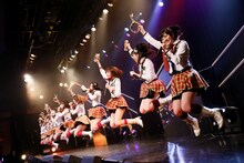 HKT48「HKT48 6フェス ～LOVE&PEACE！ROCK周年だよ、人生は…～」1期生ファンミーティングの様子。(c)AKS