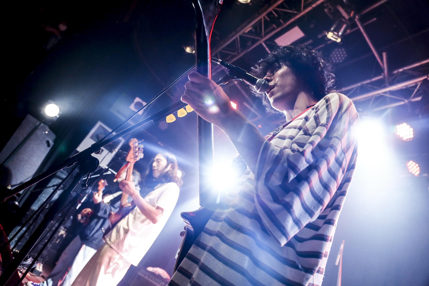 TENDOUJI「TENDOUJI 『MAD CITY』Release Tour」東京・新宿MARZ公演の様子。（撮影：石崎祥子）