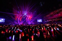 「蒼井翔太 LIVE 2017 WONDER lab. 0」東京・両国国技館公演の様子。（Photo by HAJIME KAMIIISAKA）