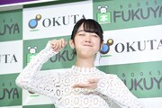 “もぐもぐ顔”を披露する堀未央奈(乃木坂46)。