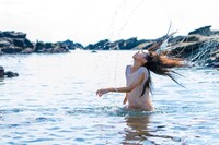 「The Sea」撮影時の様子。（撮影：菅原康太）