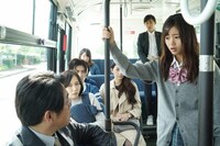 「民衆の敵～世の中、おかしくないですか!?～」第6話のワンシーン。(c)フジテレビ