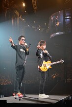 コブクロ（写真提供：ワーナーミュージック・ジャパン）