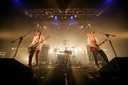 「REDLINE TOUR 2017」FOMAREのライブの様子。（Photo by Viola Kam [V'z Twinkle]）