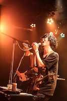 石毛輝（Vo, G, Syn, Programming / Yap!!!）（Photo by  Takahiro Takinami）