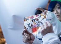 アルスマグナがアルスマグナに囲まれたプリクラ。