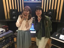 左からメロディー・チューバックと能町みね子。