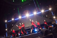 「THE けやき GUERRiLLA BiSH」の様子。(写真提供：エイベックス)
