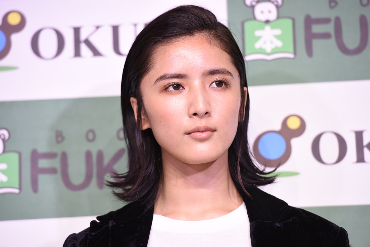 藤井萩花