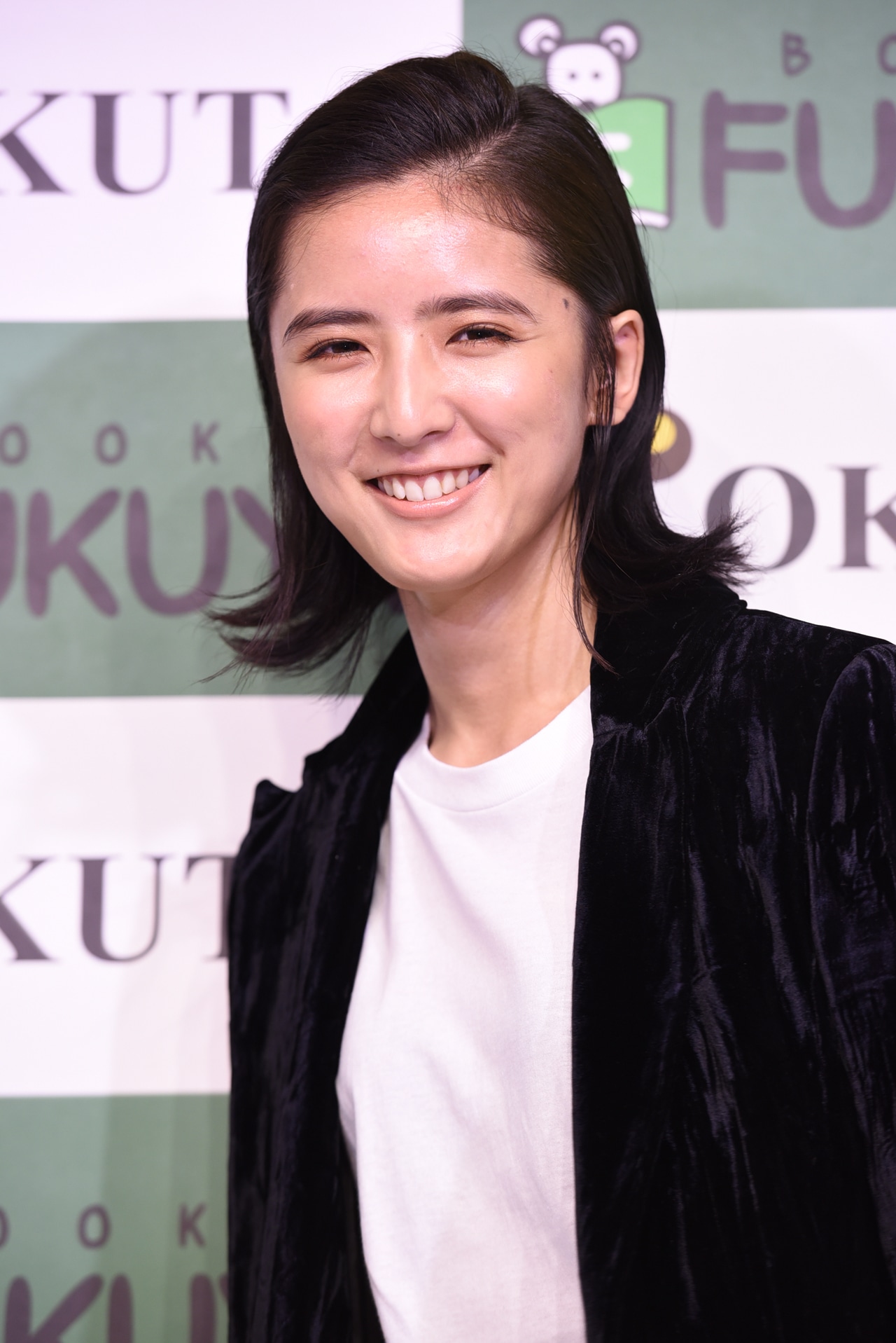今年11月のソロ写真集発売イベント時の藤井萩花。
