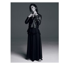 藤井萩花「萩花 Fujii Shuuka」より。