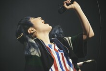 おやすみホログラム（Photo by Genki Arata）