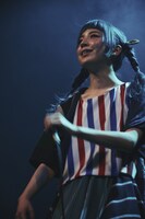 おやすみホログラム（Photo by Genki Arata）