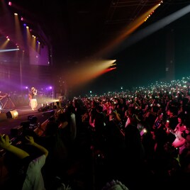 シド全国ホールツアー札幌で終幕、ファンのサプライズにメンバー涙