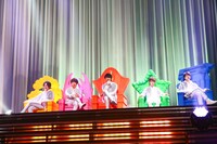 M!LK（撮影：笹森健一）