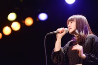 中島愛「あなたと愛と」の様子。