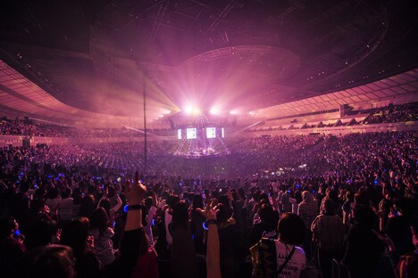 CNBLUE「CNBLUE 2017 ARENA TOUR ～Starting Over～」神奈川・横浜アリーナ公演の様子。