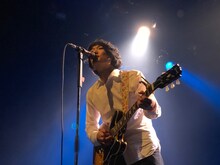 「石崎ひゅーい TOUR 2017『鬼退治』」大阪・BIGCAT公演の様子。（写真提供：EPICレコード）