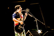 山口隆（Vo, G）（撮影：浜野カズシ）