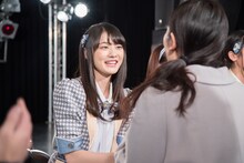 ラストアイドルの握手会の様子。（写真提供：Virgin Music）