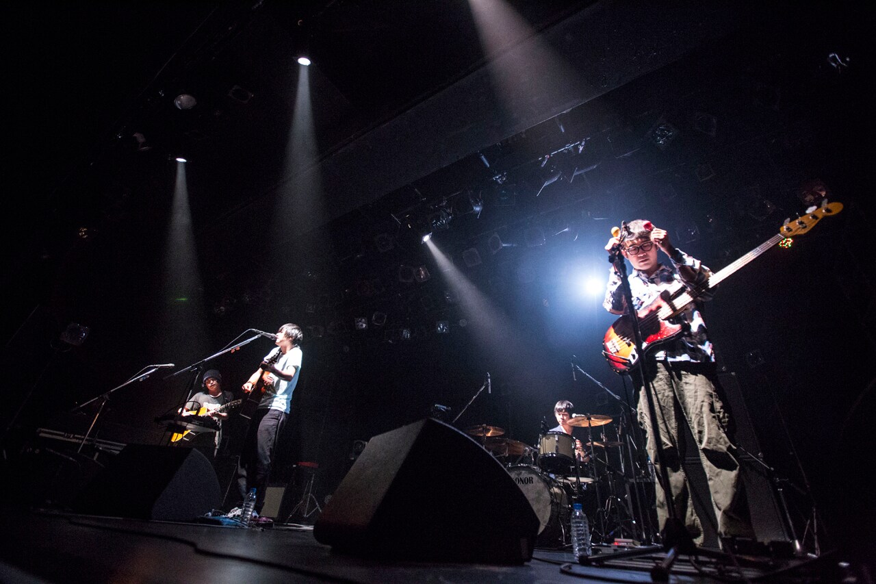 AL、新曲盛りだくさんの1年半ぶりワンマン